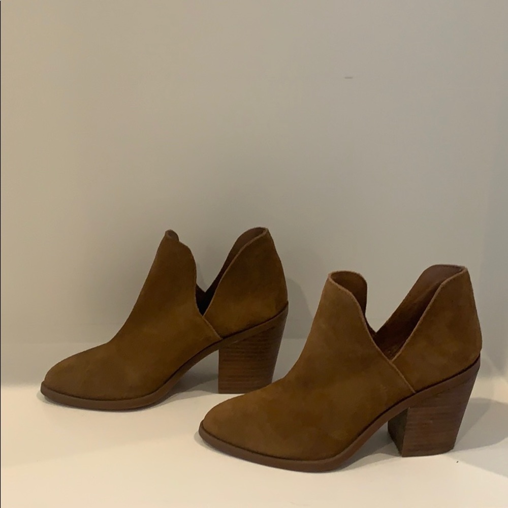 Steve Madden booties